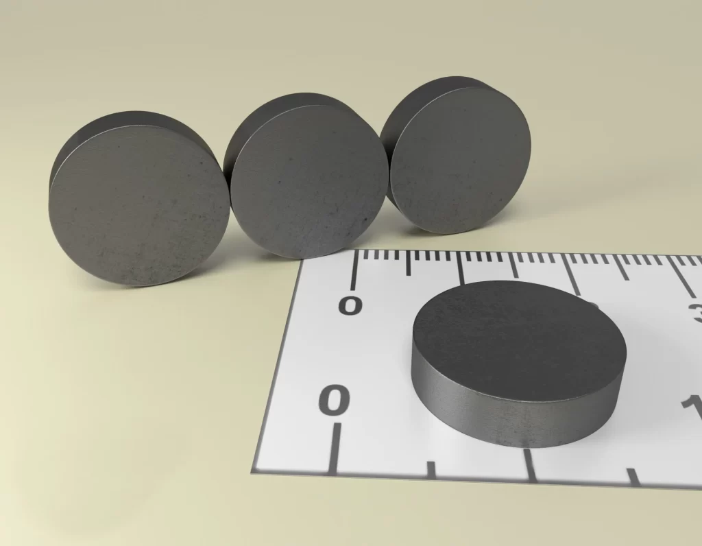 Ferrite Disc Magnet D15 x 4 / F30